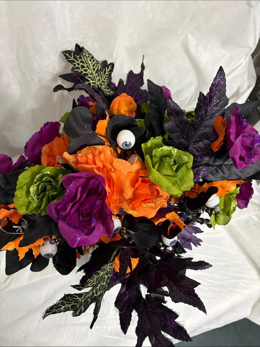 Halloween Floral Arrangement (Bouquet Only) 20 Stems